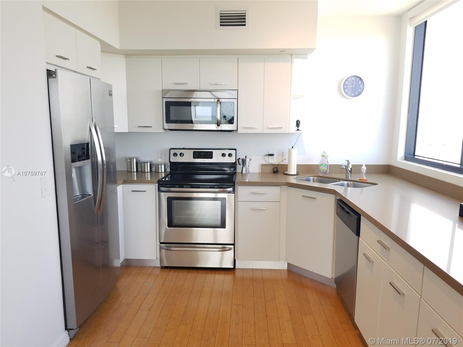 THE WAVERLY AT SOUTH BEAC - Residential