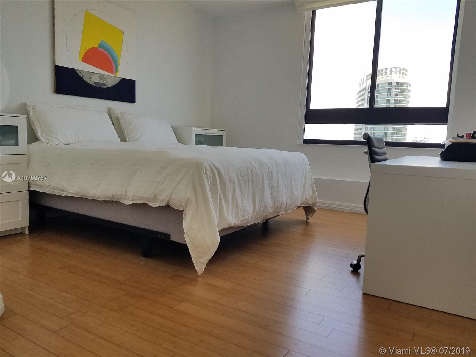 THE WAVERLY AT SOUTH BEAC - Residential