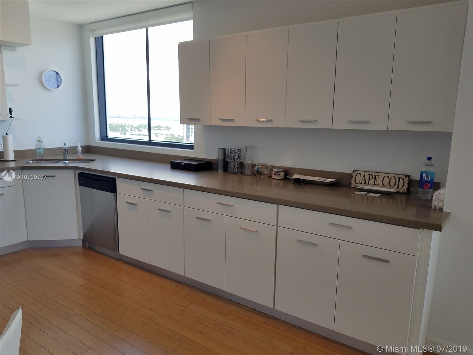 THE WAVERLY AT SOUTH BEAC - Residential