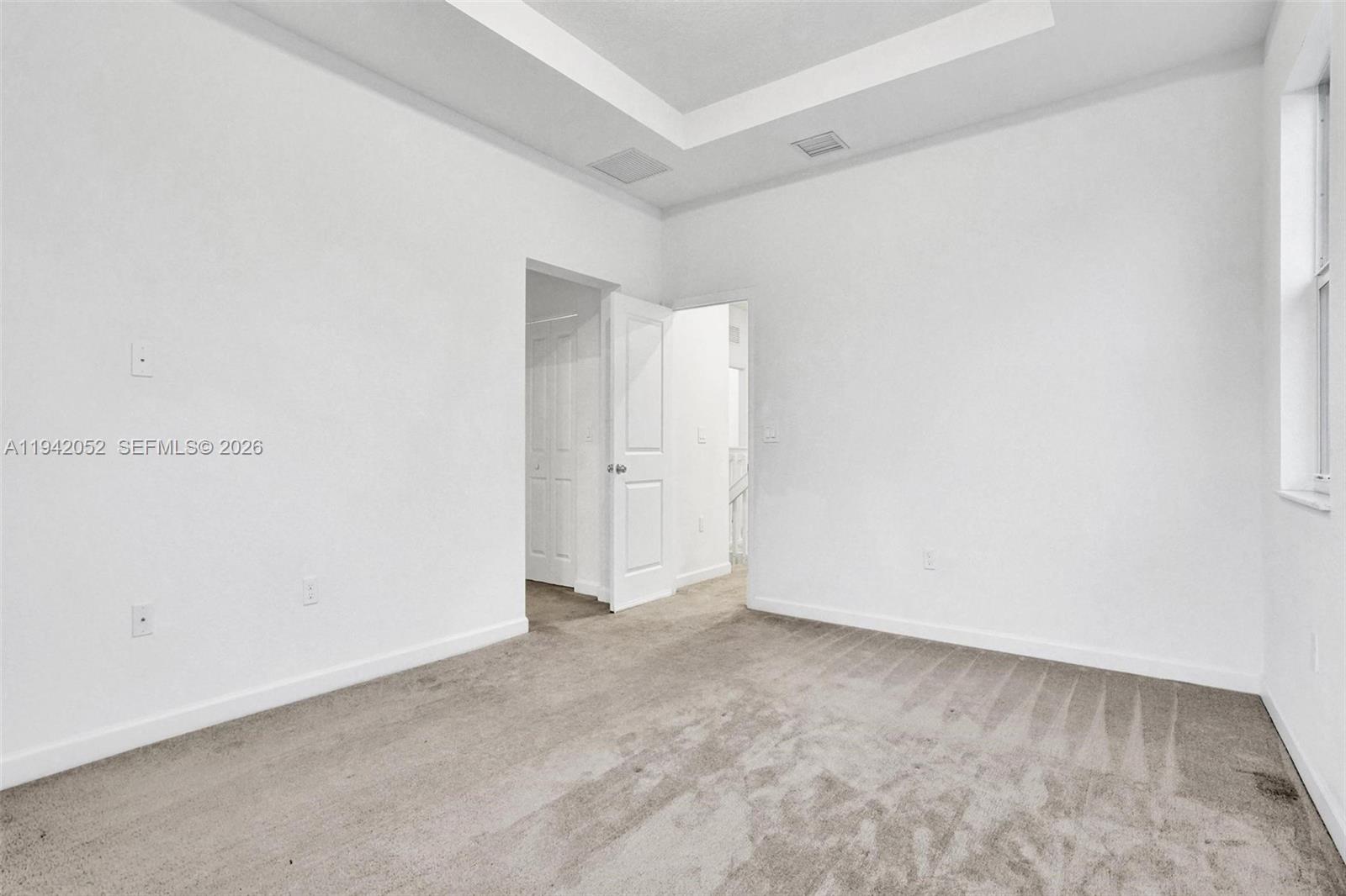 WYNDHAM LAKES PLAZA - Residential