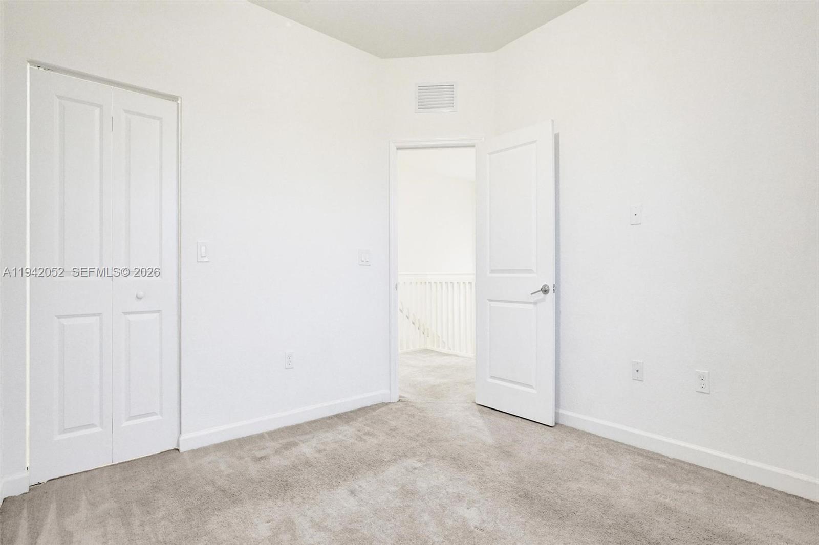 WYNDHAM LAKES PLAZA - Residential