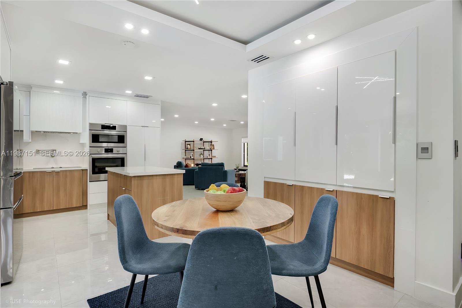 CHARLOTTE ESTATES - Residential