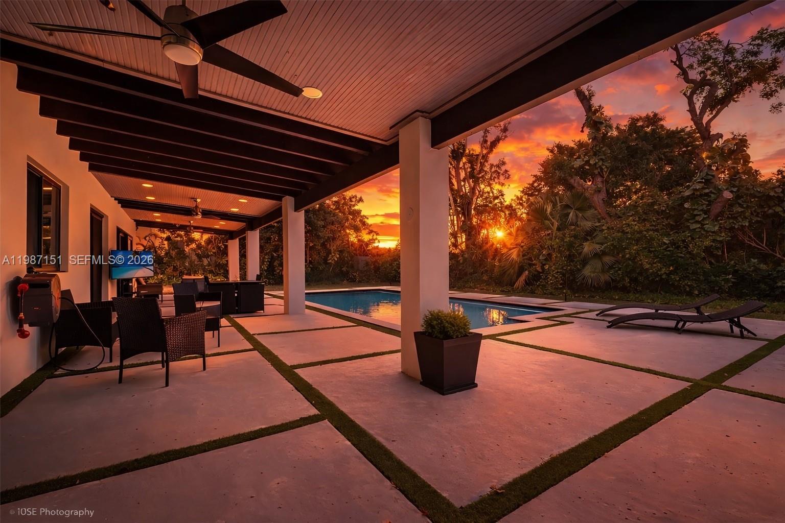 CHARLOTTE ESTATES - Residential