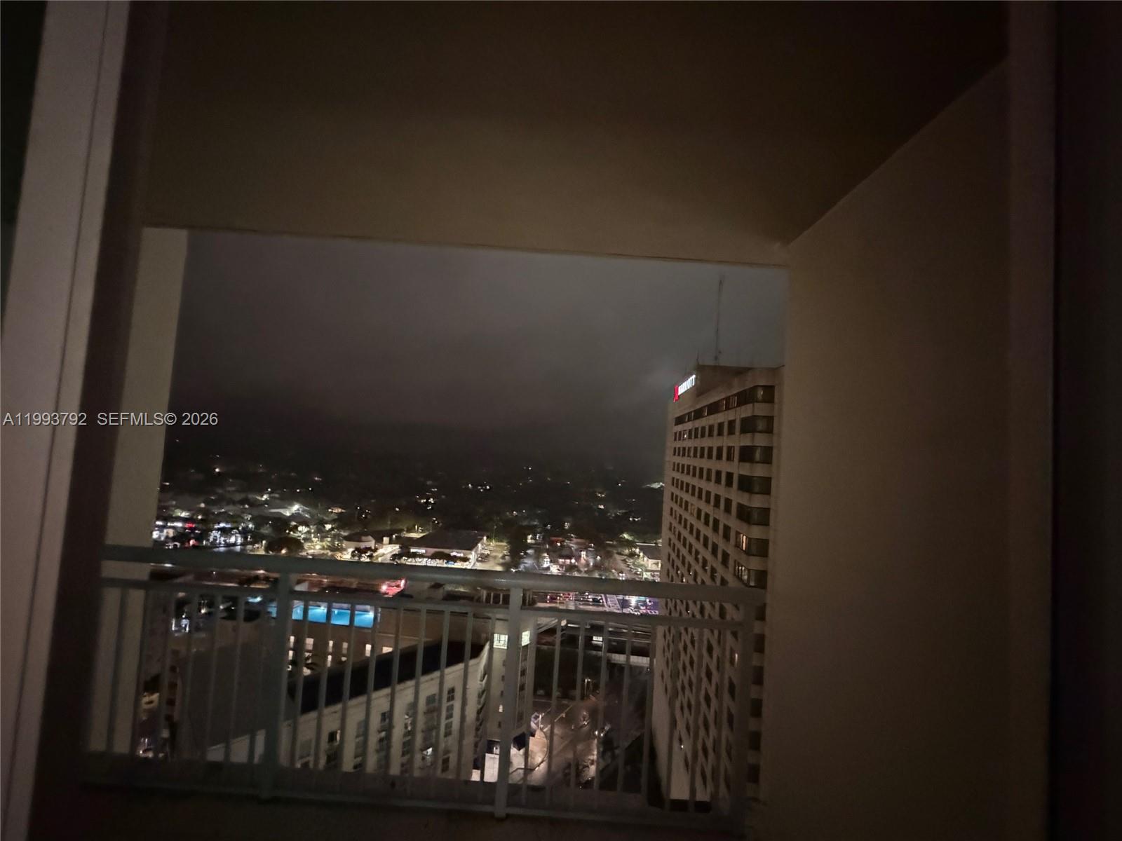 METROPOLIS I AT DADELAND - Residential Lease