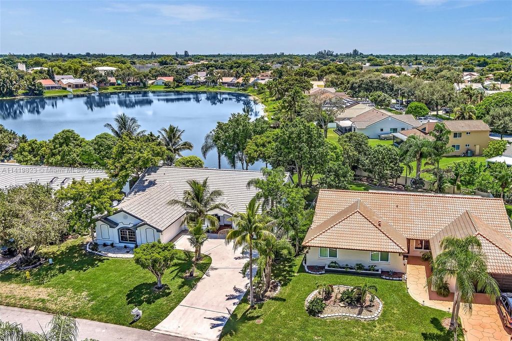 Photo of 6310 Olde Moat Way, Davie, FL 33331 (MLS # A11419823)