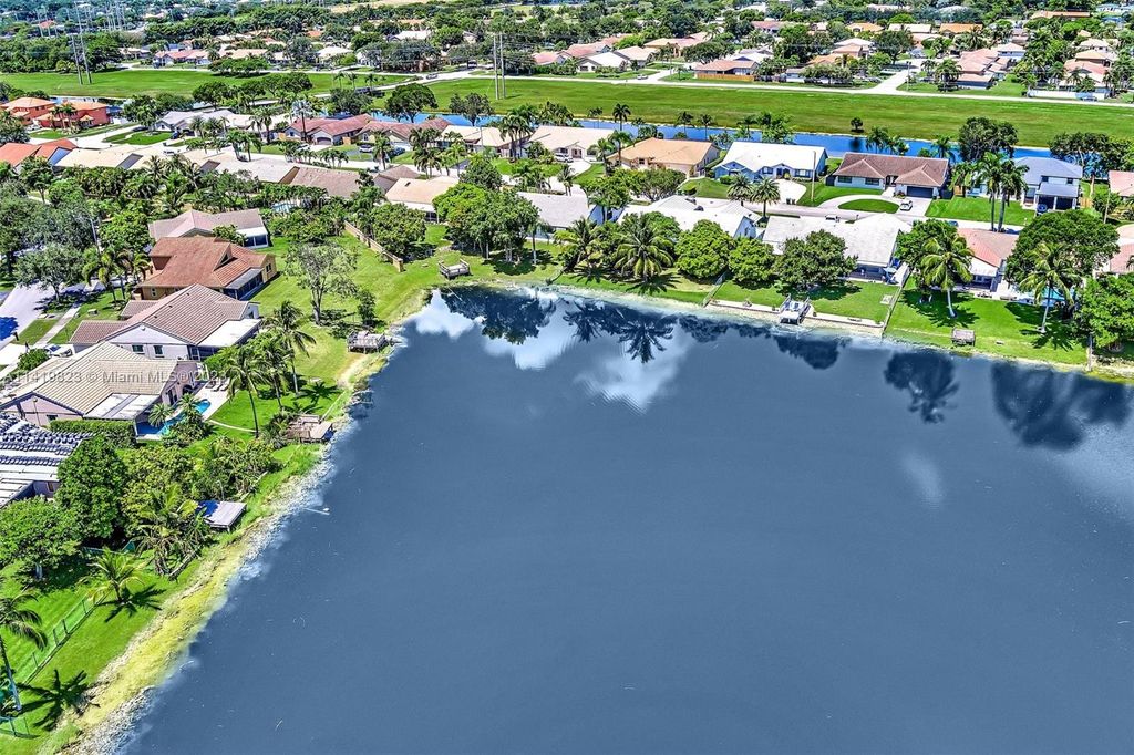 Photo of 6310 Olde Moat Way, Davie, FL 33331 (MLS # A11419823)