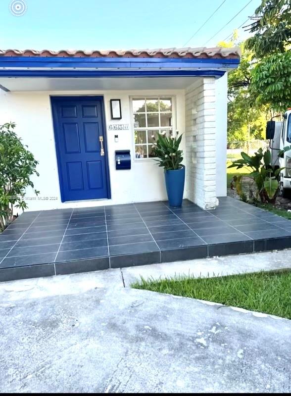 BIRD ROAD TERRACE - Residential