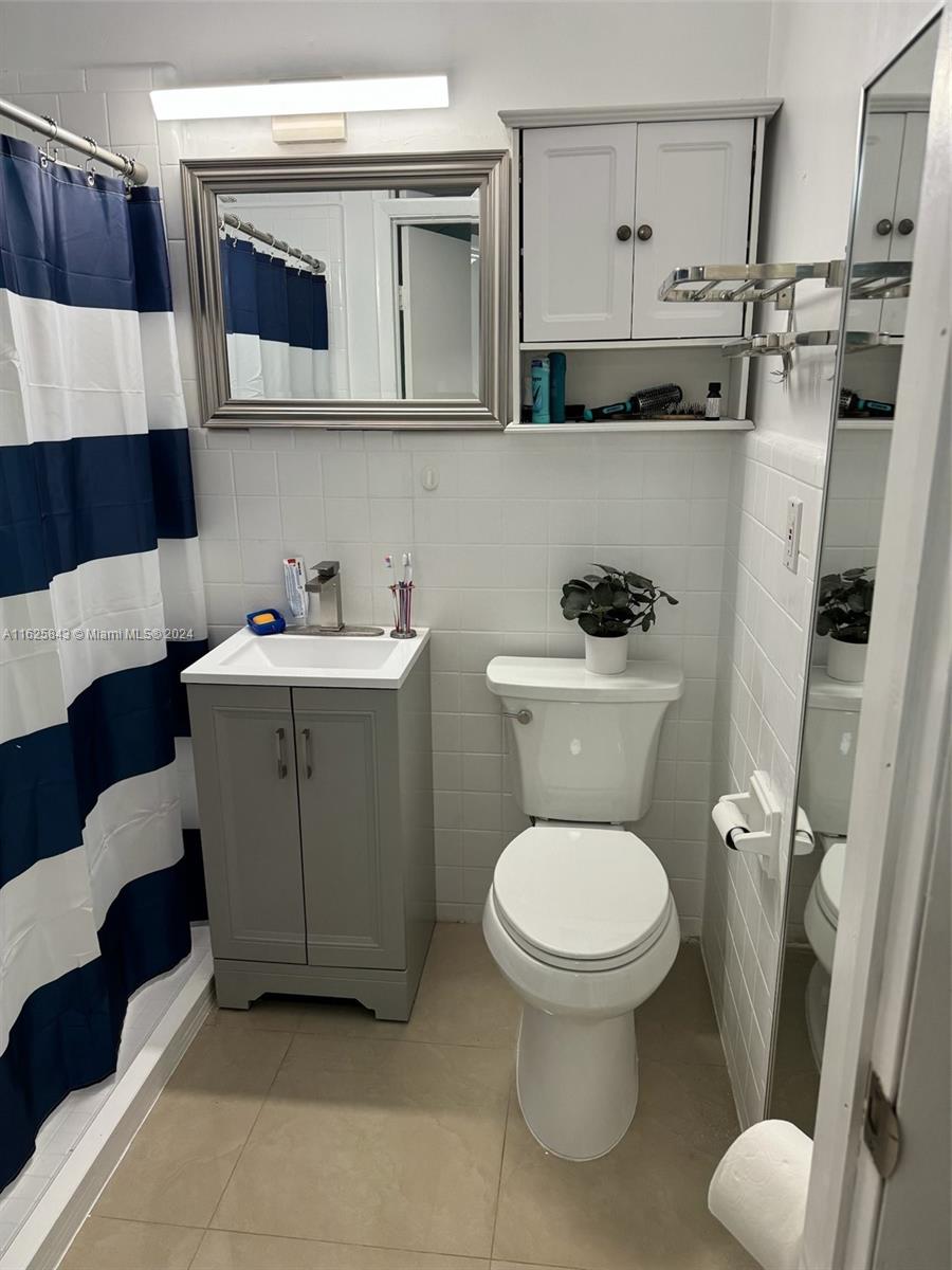 BIRD ROAD TERRACE - Residential