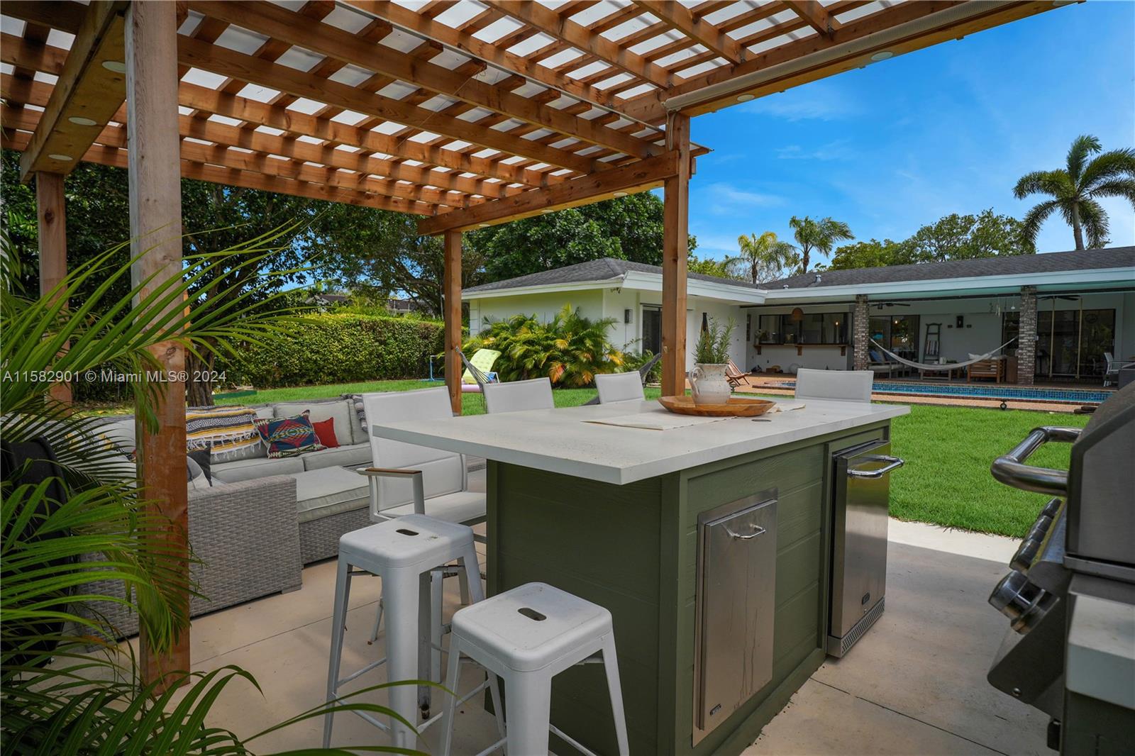 CUTLER HAMMOCK - Residential Lease