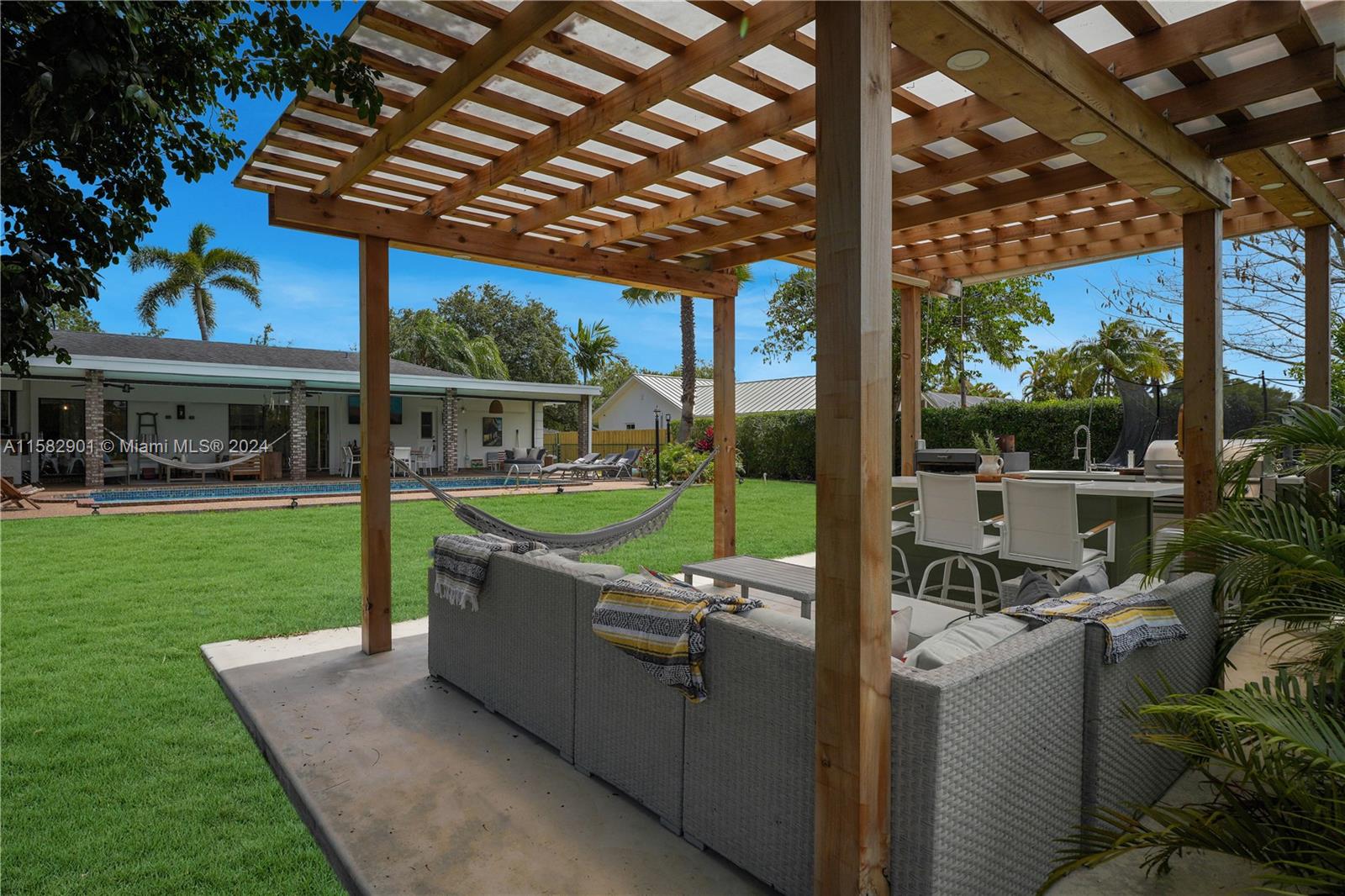 CUTLER HAMMOCK - Residential Lease