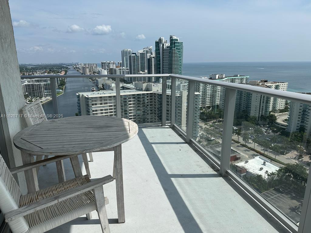 CORNER UNIT GREAT VIEWS. High rise 2BR 2Bth unit with a new concept of condo-hotel. Large terrace overlooking the ocean & Intercoastal. Luxury finishes and over sized closets. Bldg includes HS internet cable TV and individual climate control systems. Amenities include semi private cabanas, Infinity-edge pool, outdoor kitchen and dining area, state of the art fitness center with cardio area overlooking the pool deck and the Intercoastal.