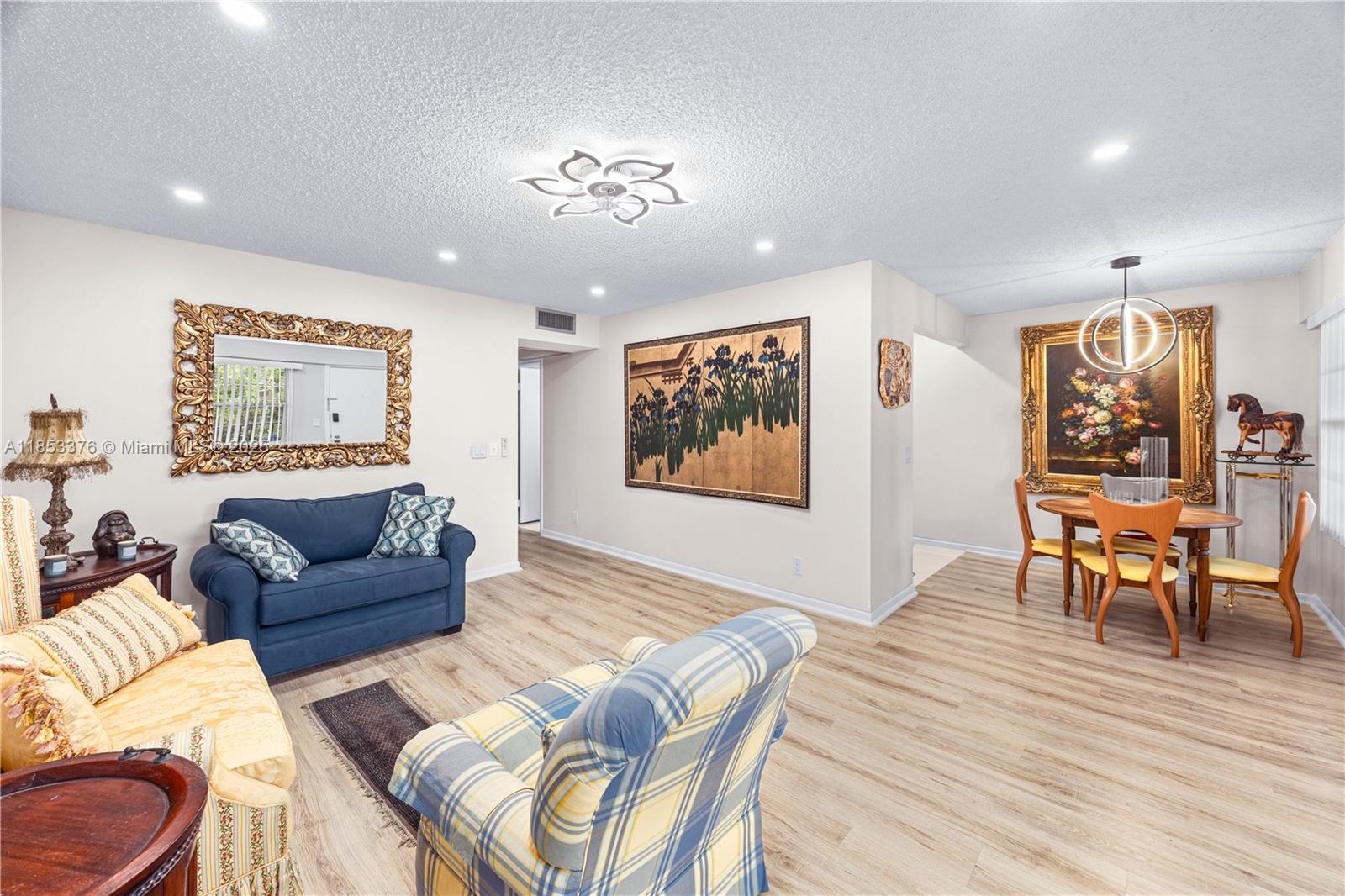 KINGSLEY AT CENTURY VILLA - Residential