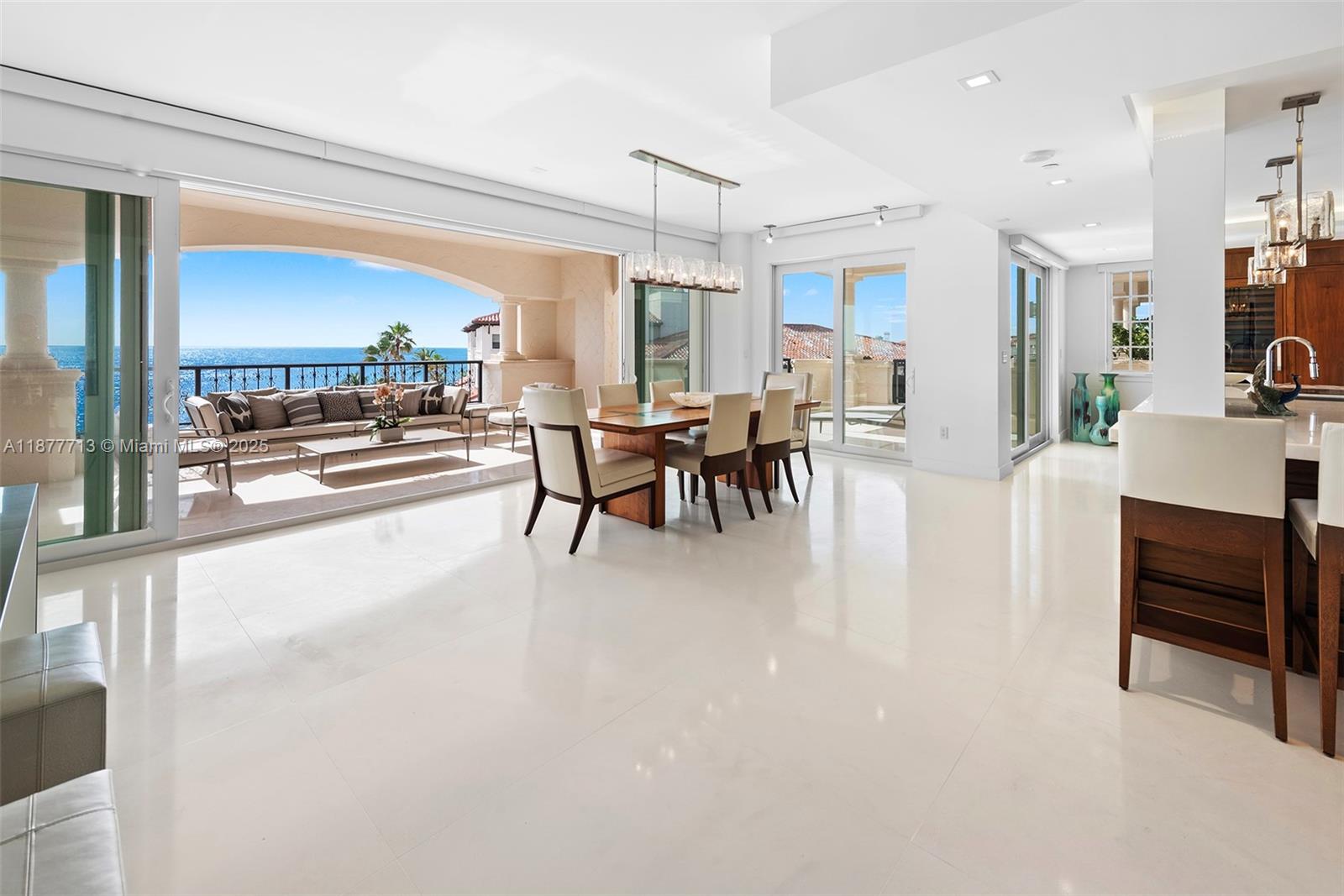 OCEANSIDE @ FISHER ISL CO - Residential