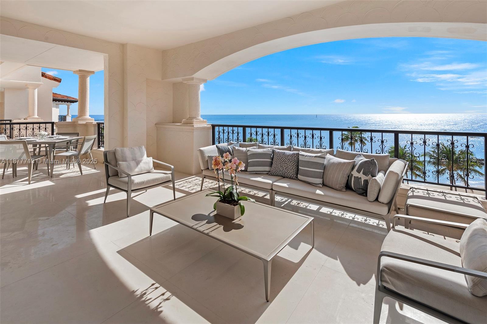 OCEANSIDE @ FISHER ISL CO - Residential