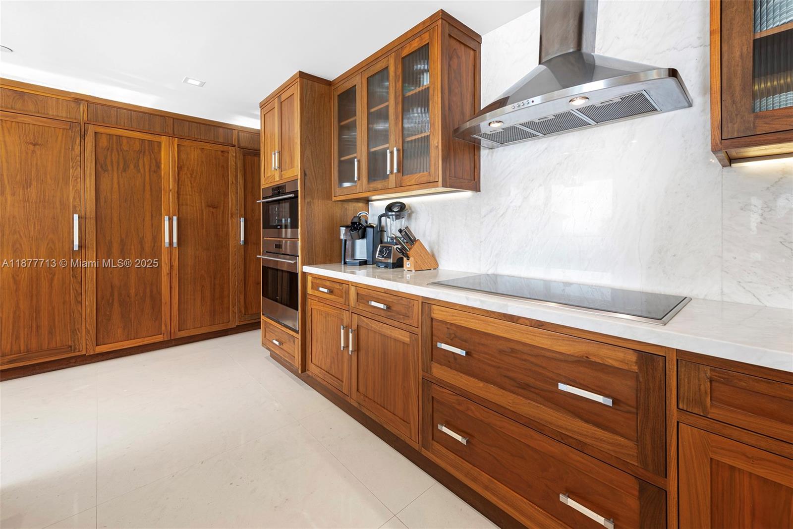 OCEANSIDE @ FISHER ISL CO - Residential