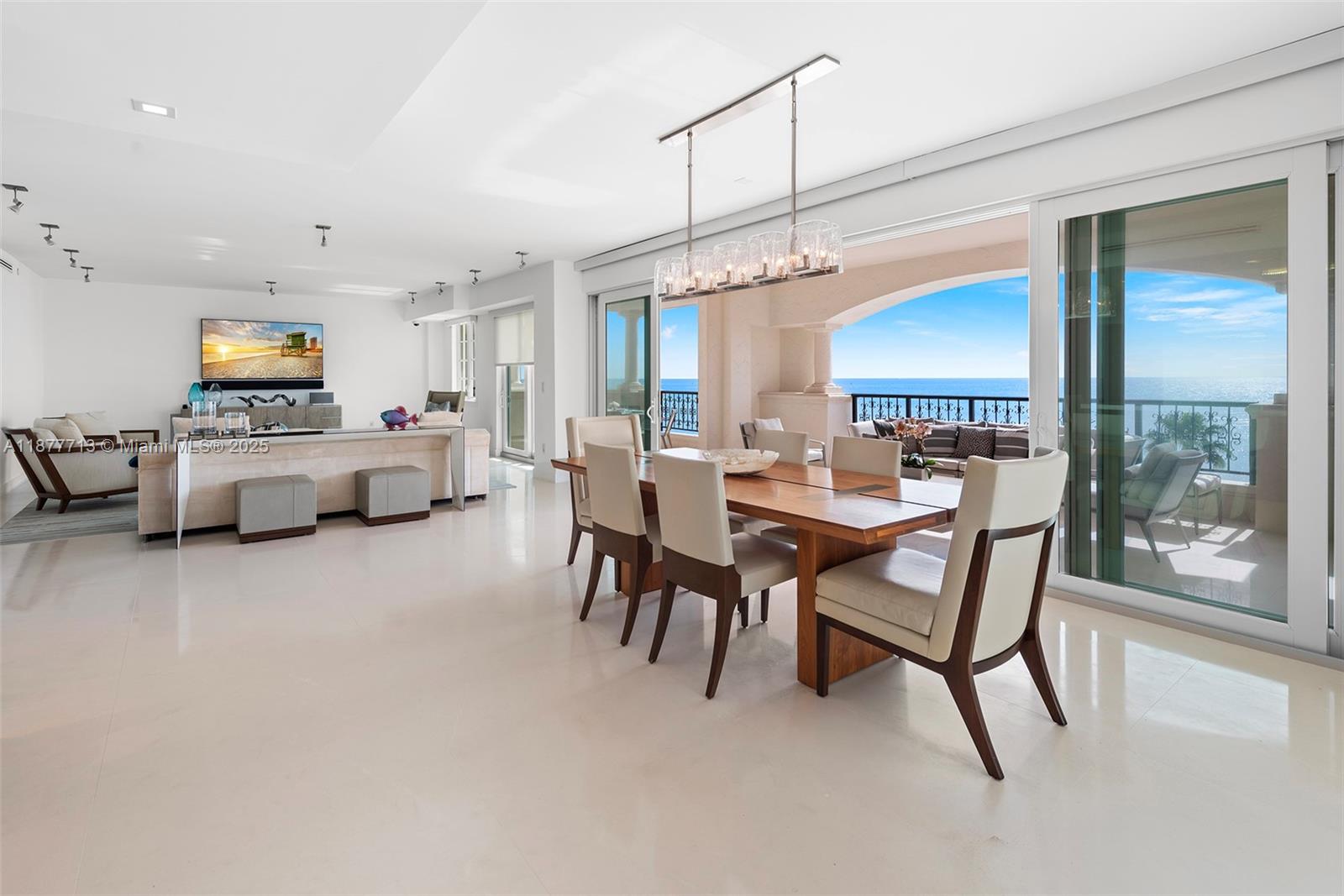 OCEANSIDE @ FISHER ISL CO - Residential