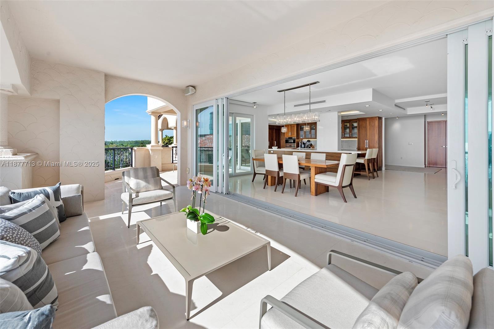 OCEANSIDE @ FISHER ISL CO - Residential