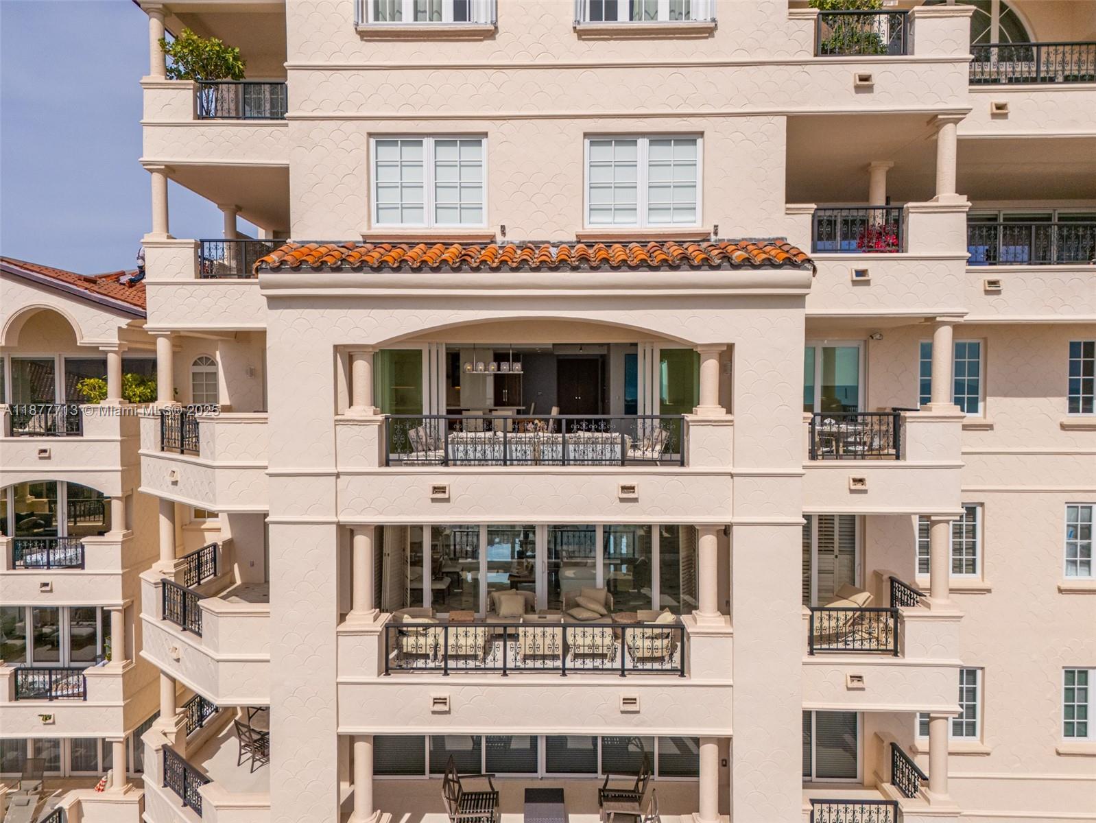 OCEANSIDE @ FISHER ISL CO - Residential