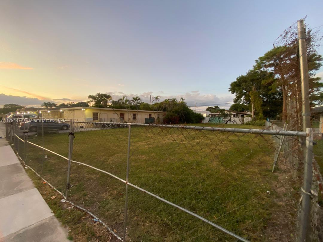 EL DORADO HEIGHTS - Land