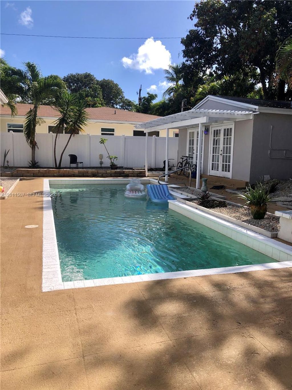Photo of 1630 NE 4th Pl #A3, Fort Lauderdale, FL 33301 (MLS # A12011507)