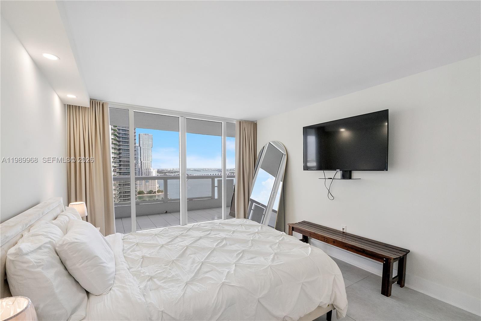 VENETIA CONDO - Residential Lease