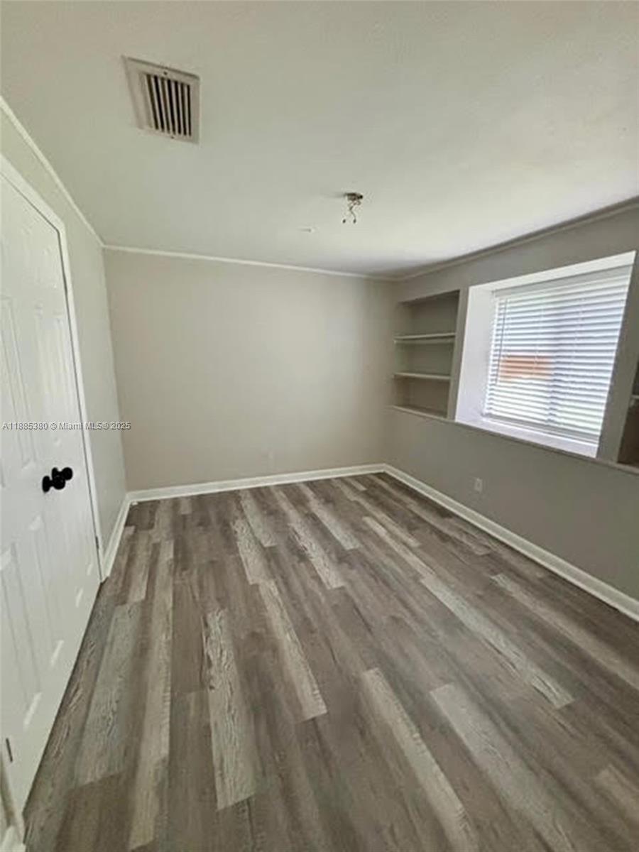 BAYSHORE ESTATES - Residential