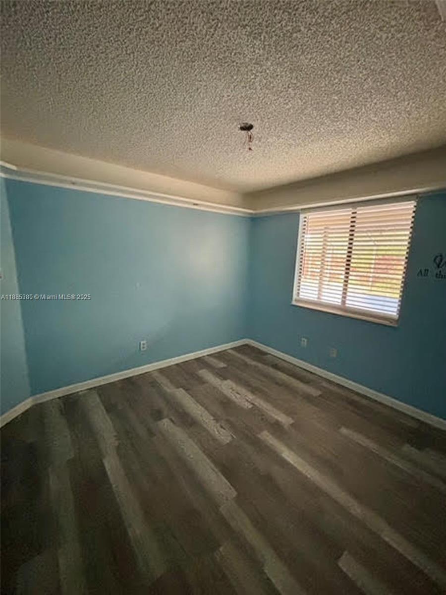 BAYSHORE ESTATES - Residential
