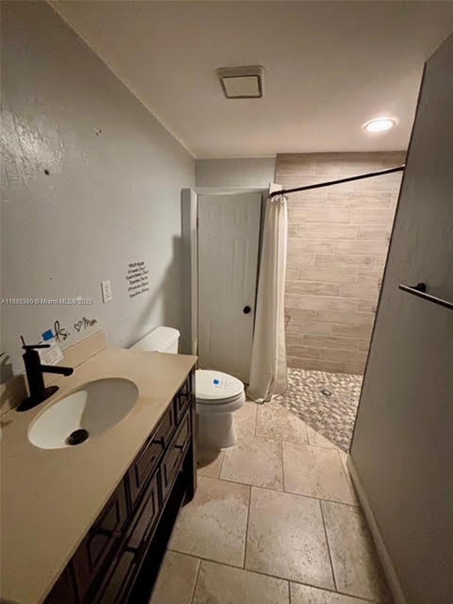 BAYSHORE ESTATES - Residential