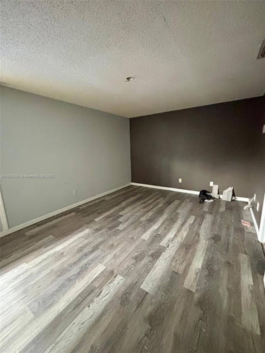 BAYSHORE ESTATES - Residential