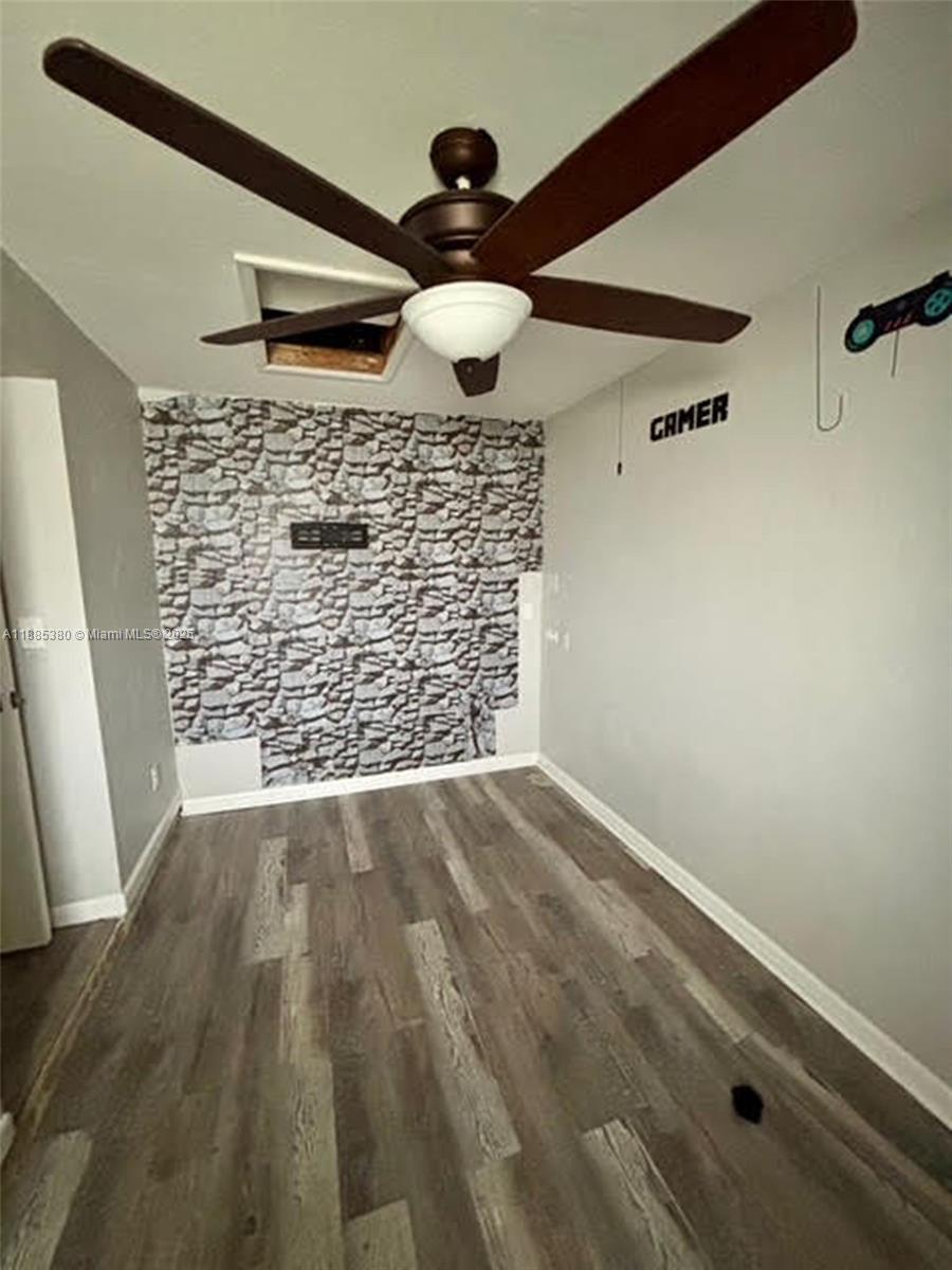 BAYSHORE ESTATES - Residential