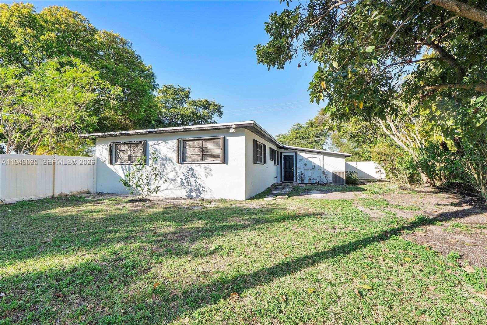 PLANTATION GARDENS SEC 4A - Residential