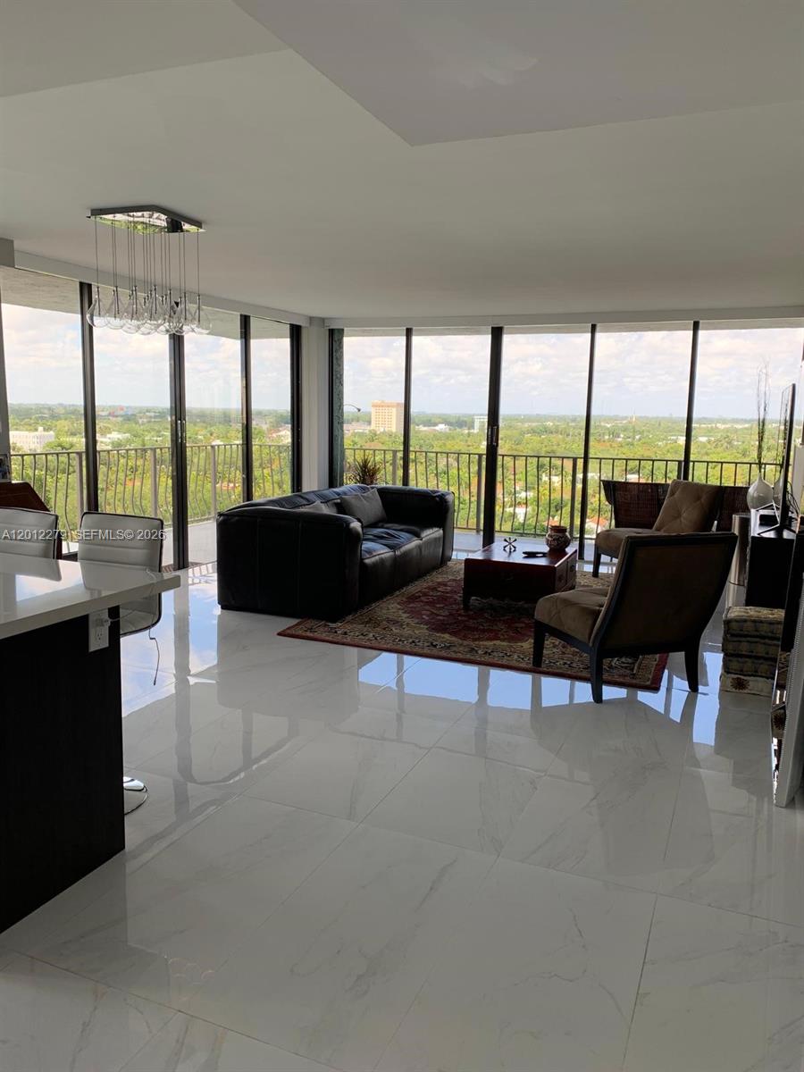 THE PALM BAY YACHT CLUB C - Residential