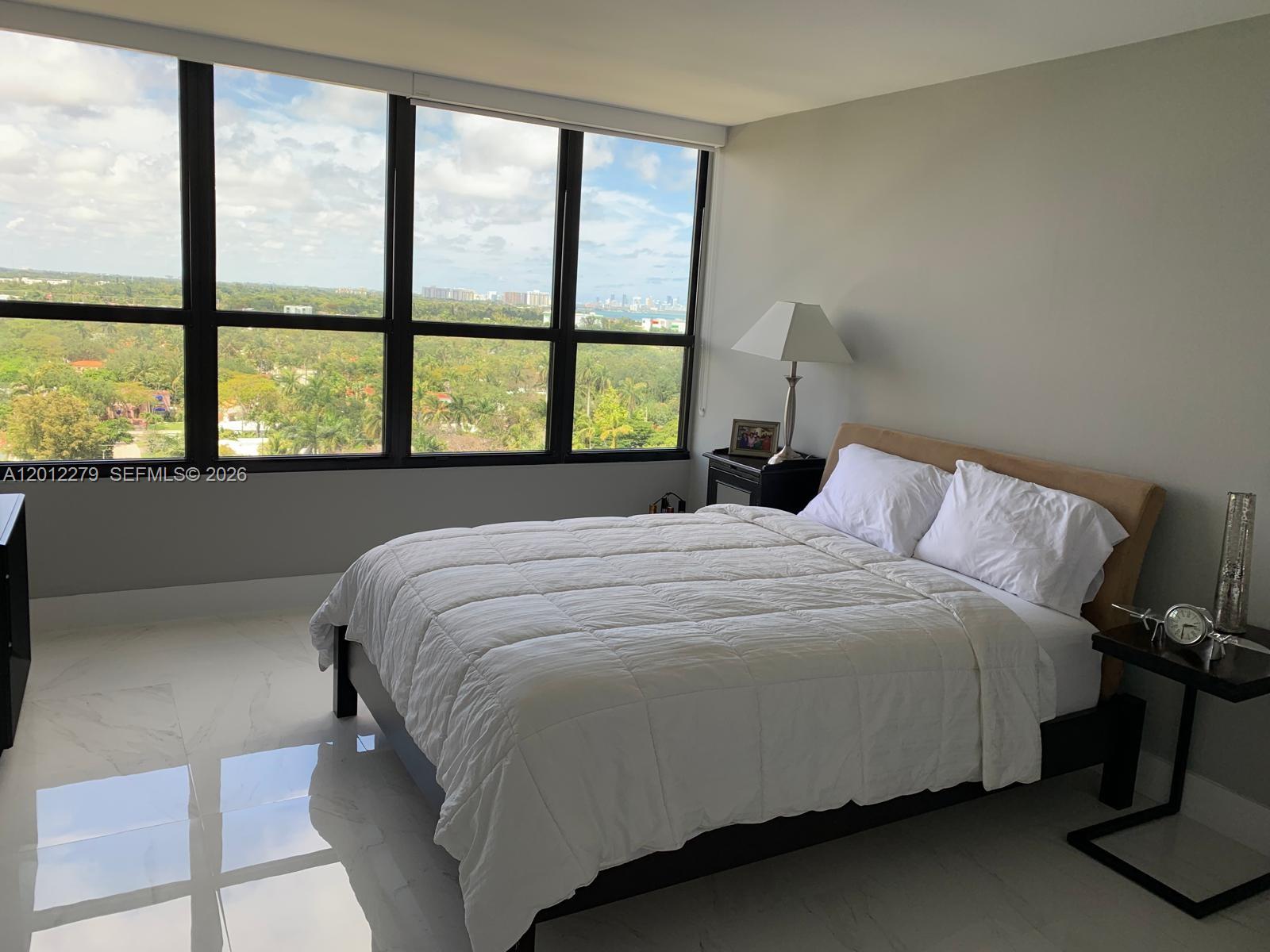 THE PALM BAY YACHT CLUB C - Residential