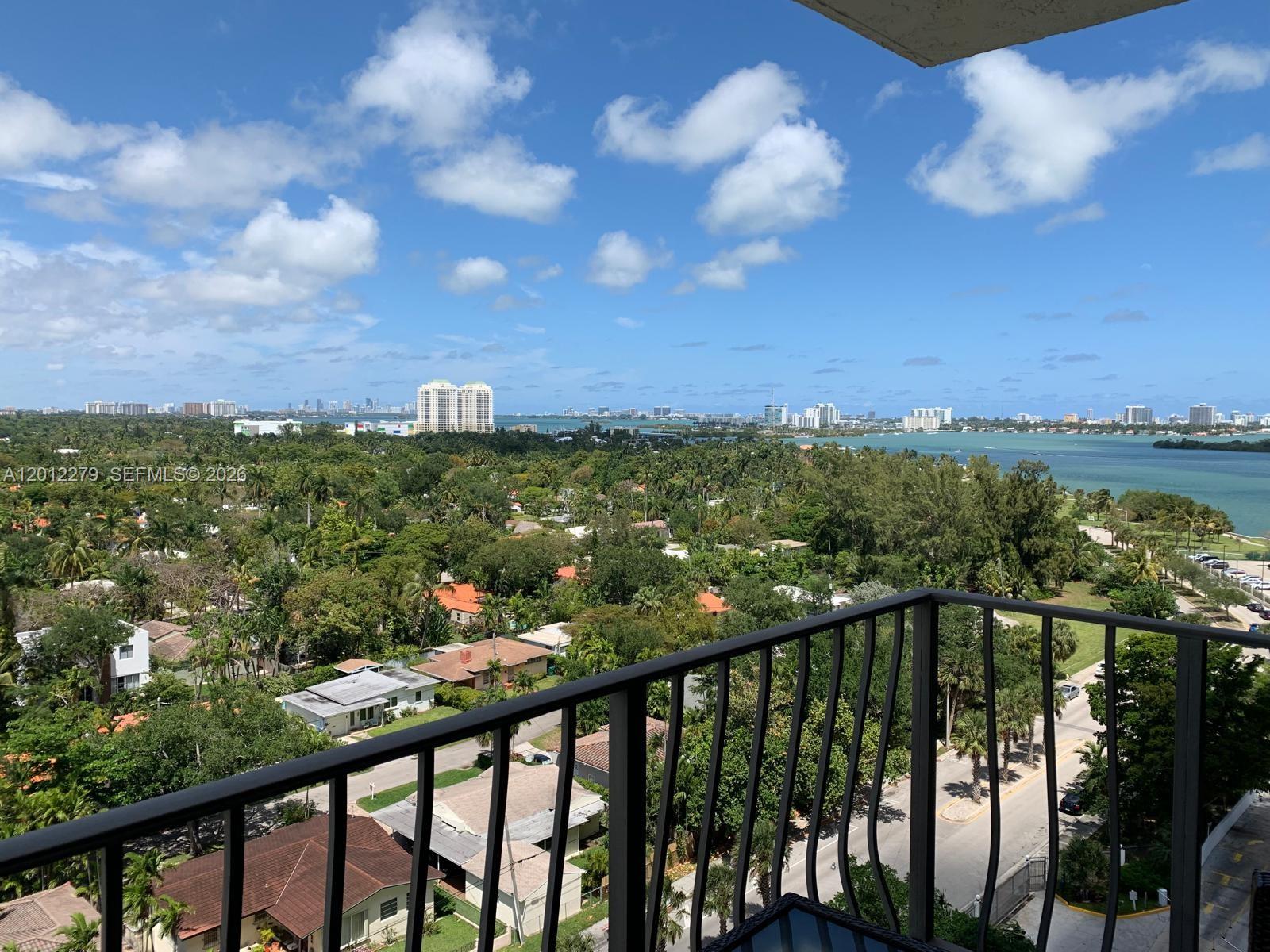 THE PALM BAY YACHT CLUB C - Residential
