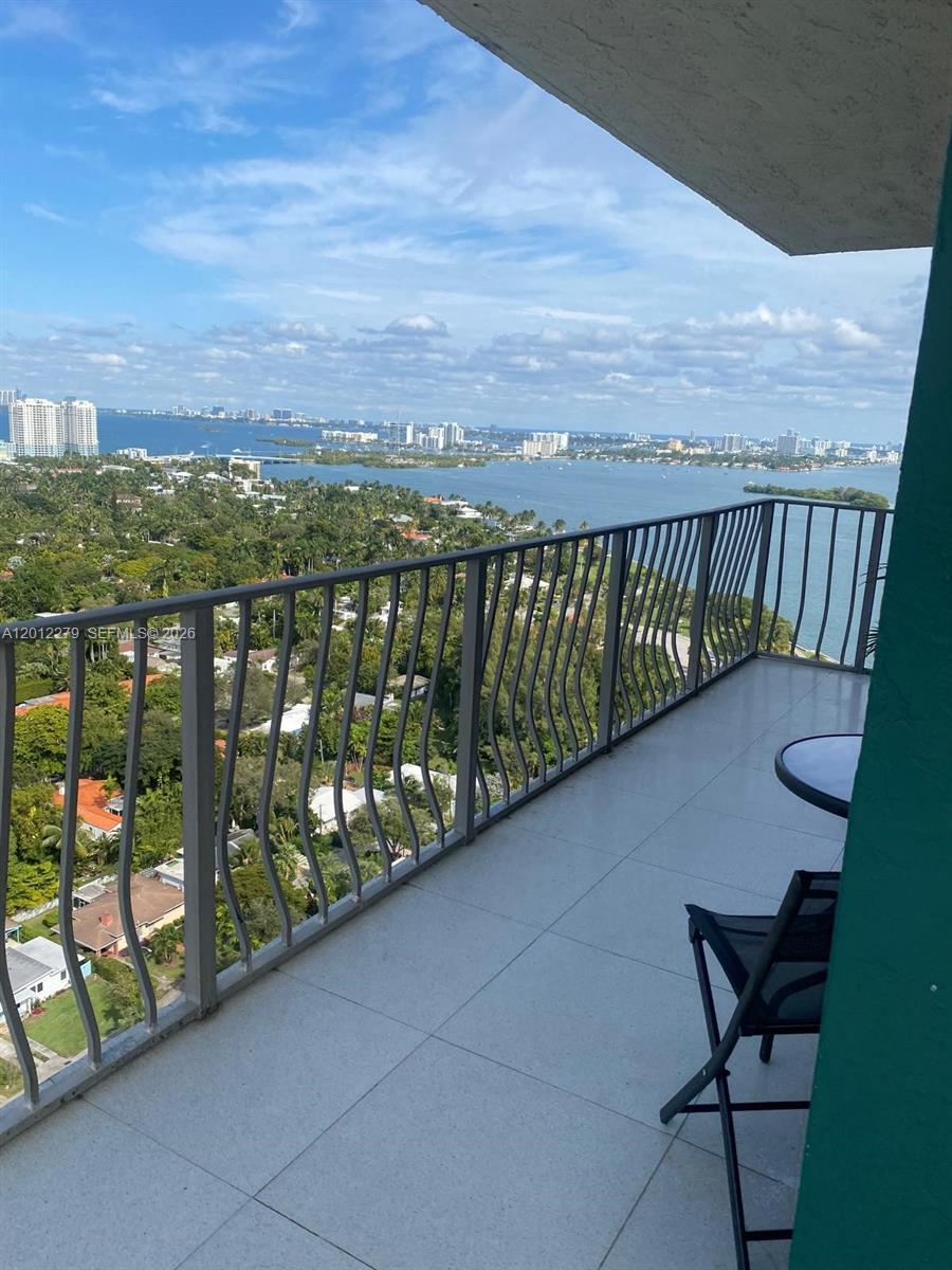 THE PALM BAY YACHT CLUB C - Residential