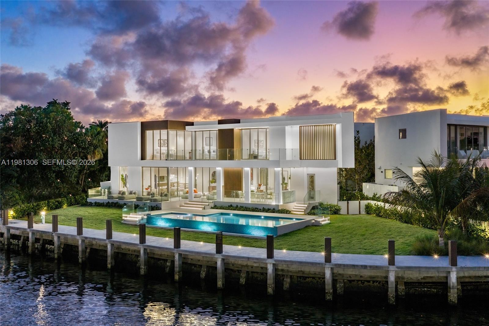 GOLDEN ISLES SEC A REV PL - Residential