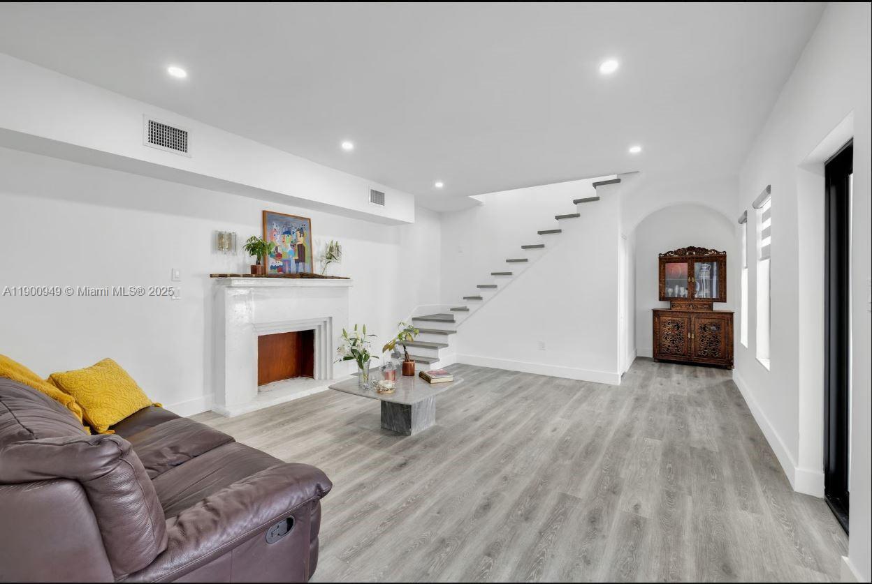 OHIO GROVE - Residential