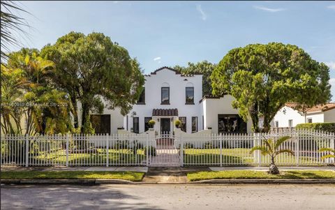 2152 SW 10th St Miami FL 33135