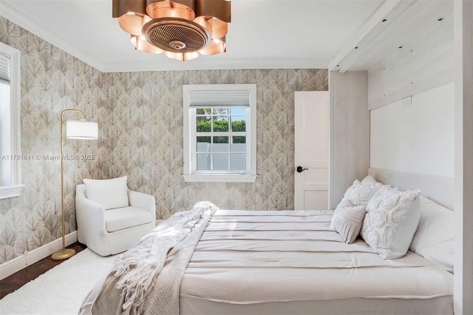 CORAL GABLES RIVIERA SEC - Residential