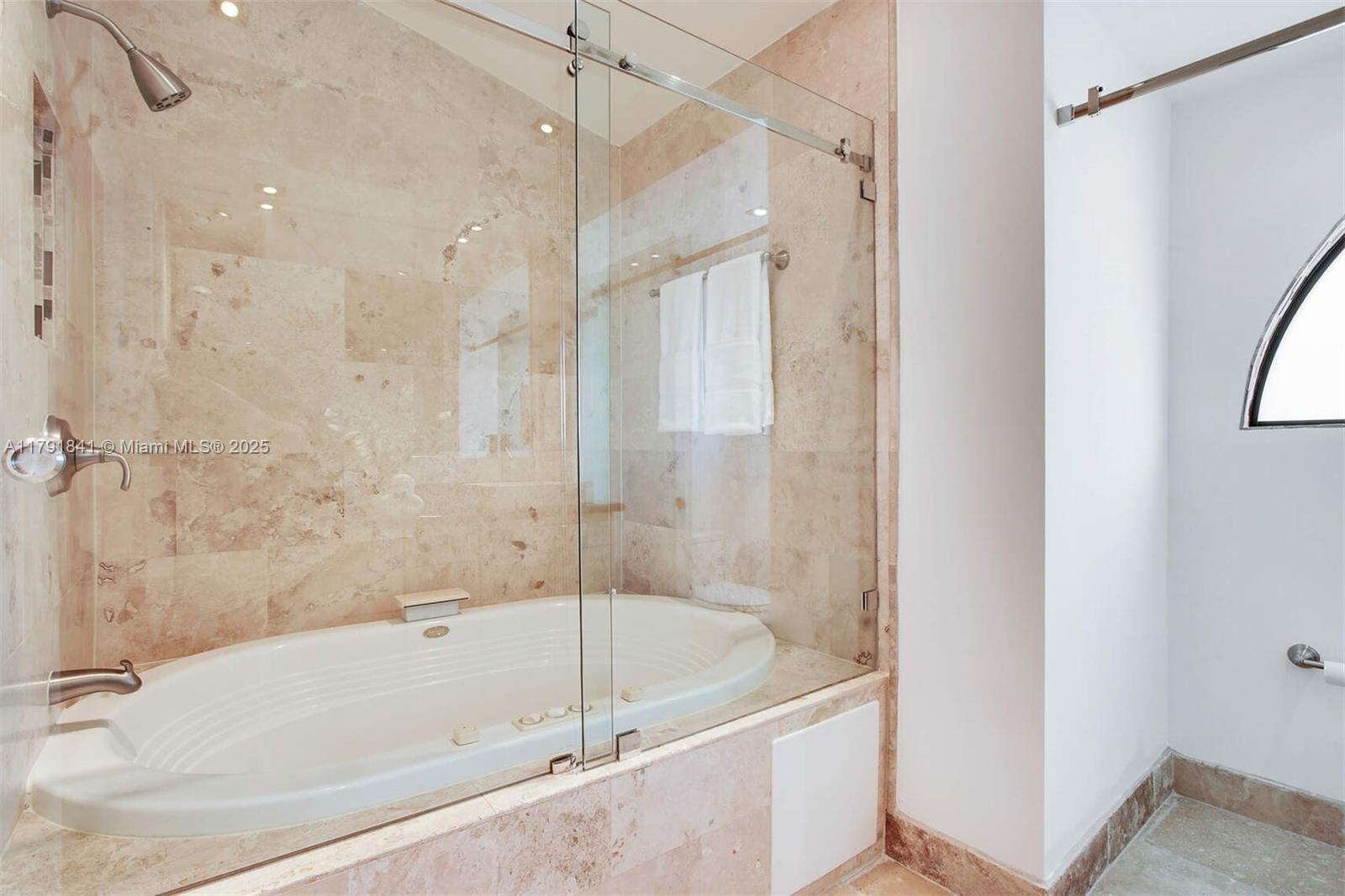 CORAL GABLES RIVIERA SEC - Residential