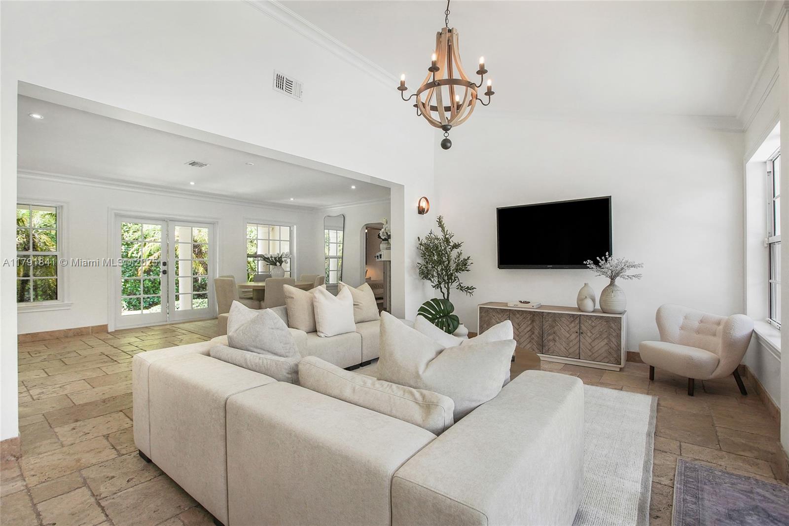 CORAL GABLES RIVIERA SEC - Residential