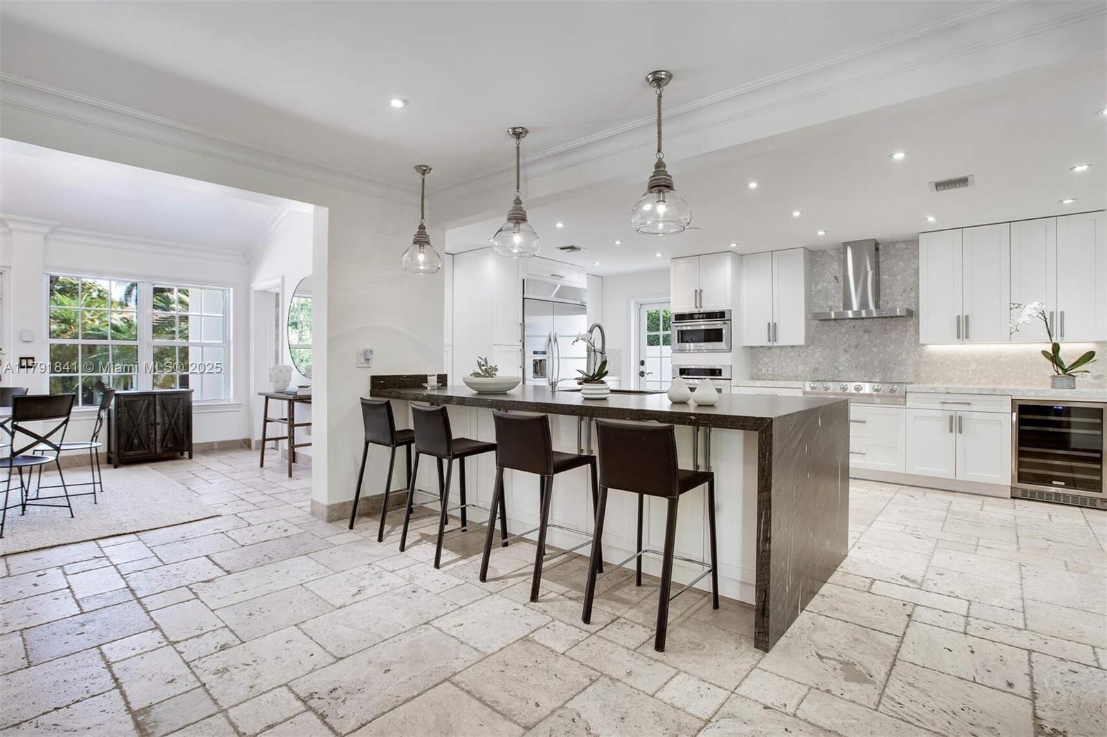 CORAL GABLES RIVIERA SEC - Residential