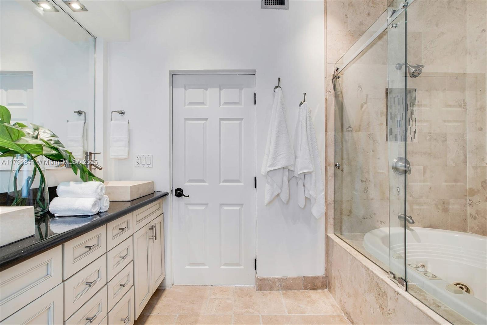 CORAL GABLES RIVIERA SEC - Residential