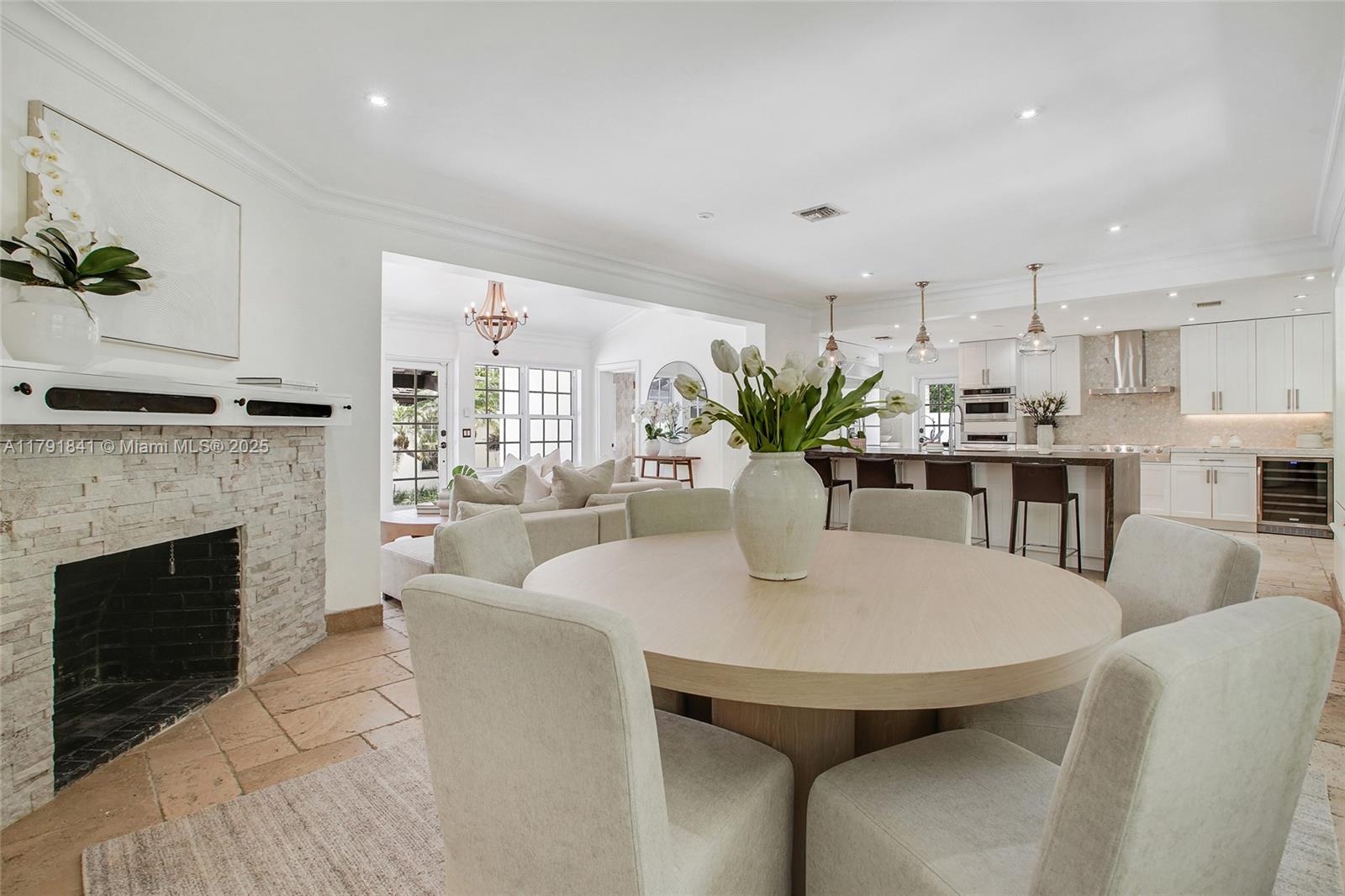 CORAL GABLES RIVIERA SEC - Residential