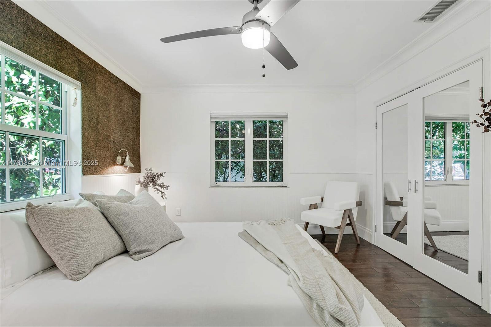 CORAL GABLES RIVIERA SEC - Residential