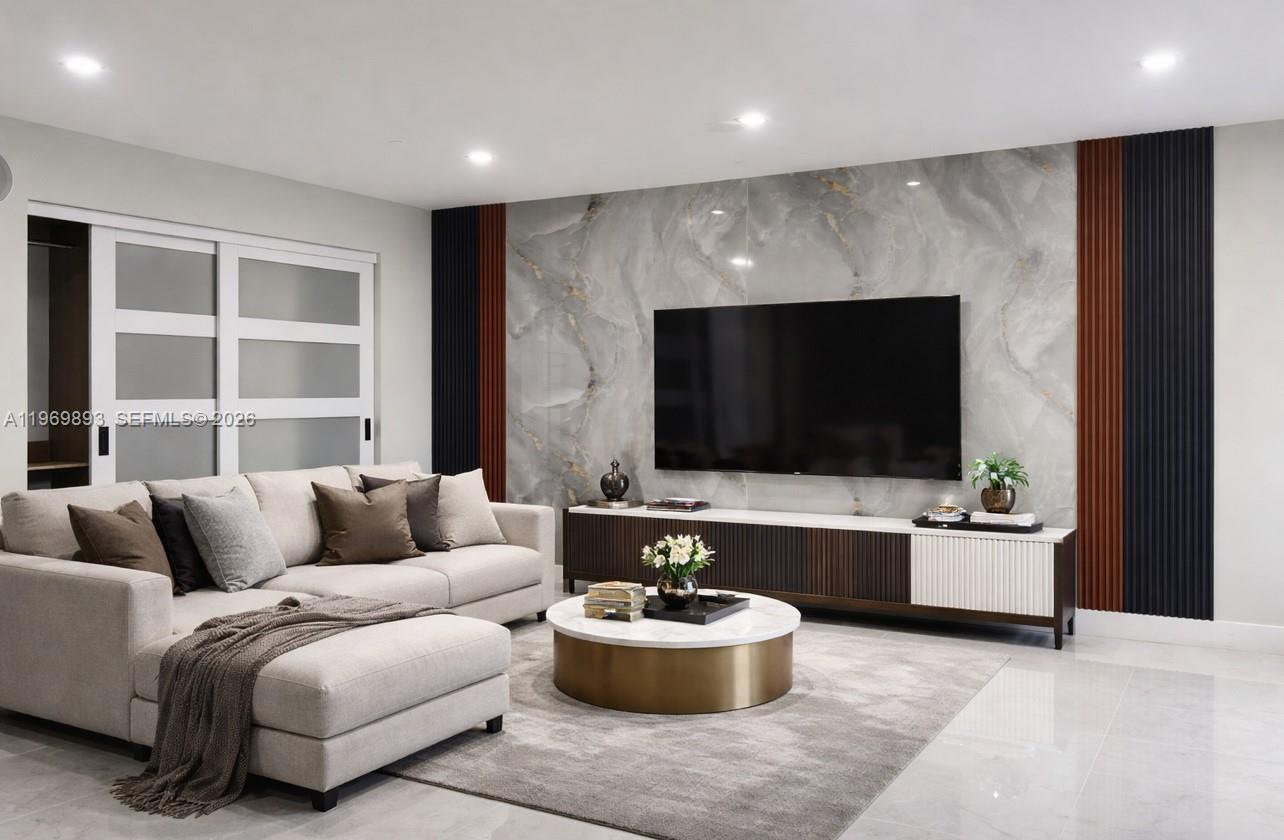 PLAZA OF AMERICAS CONDO P - Residential