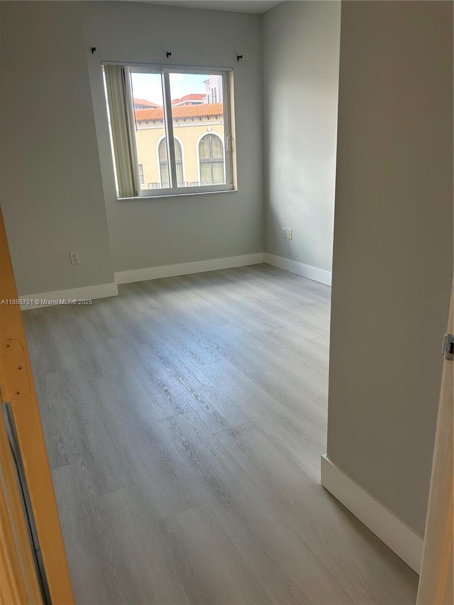 TEN ARAGON CONDO - Residential