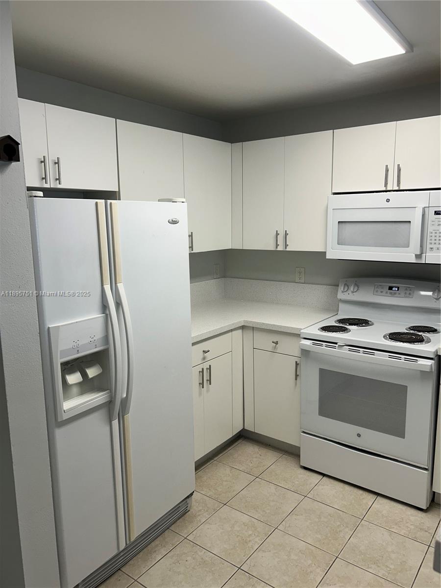 TEN ARAGON CONDO - Residential