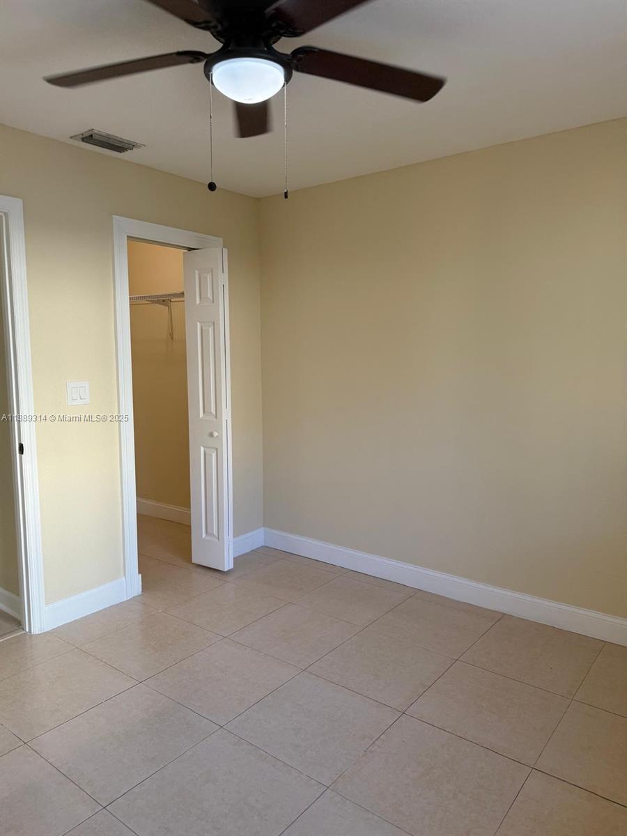 VILLAS DE NEW ENGLAND CON - Residential
