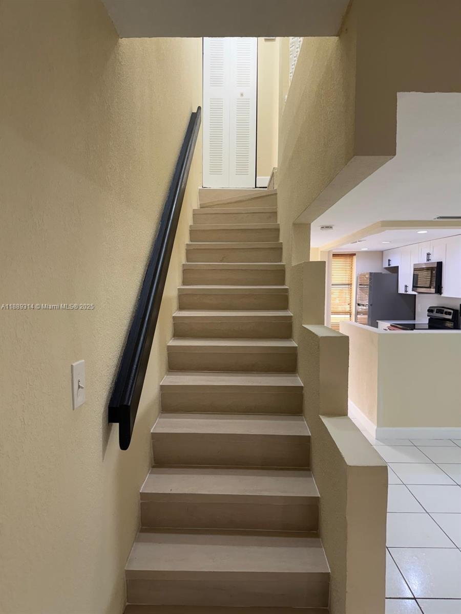 VILLAS DE NEW ENGLAND CON - Residential